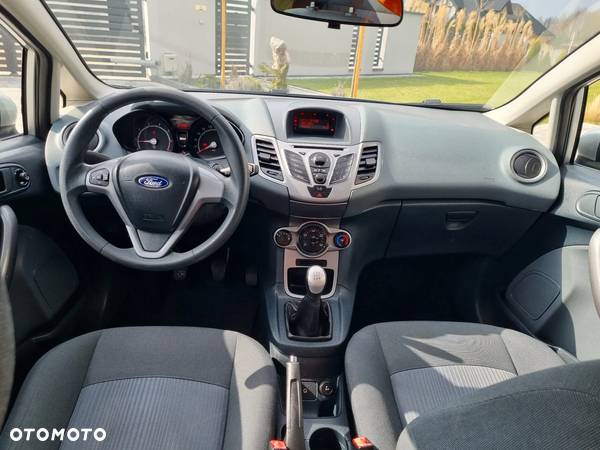 Ford Fiesta 1.25 Ambiente - 5