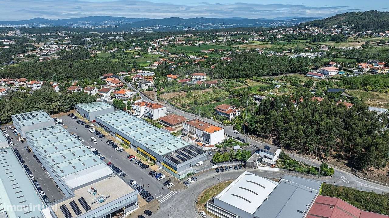 Moradia T4 com suíte em Sequeira Braga - Grande imagem: 5/37