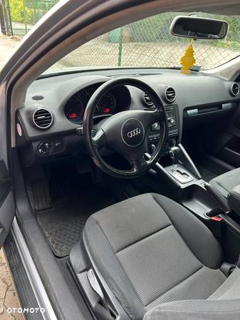 Audi A3 2.0 TDI Ambiente DSG - 7