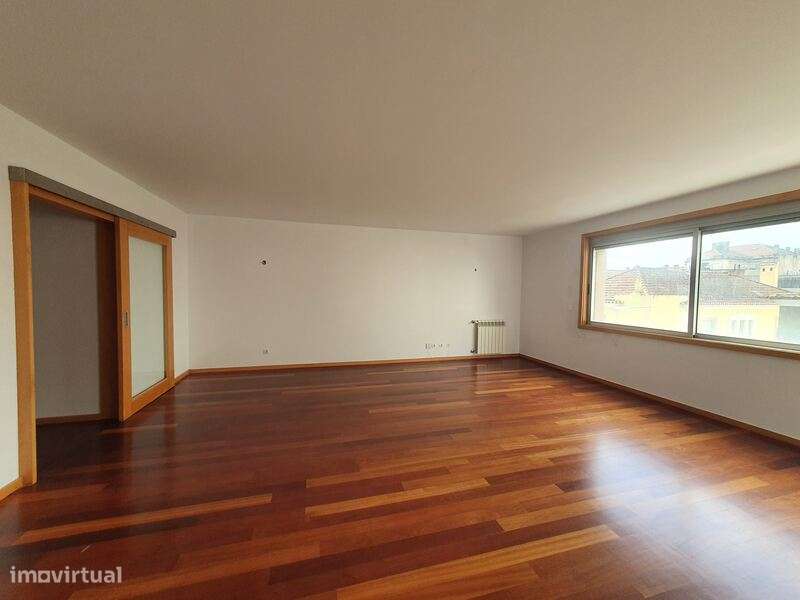 Apartamento em Porto, Bonfim - Grande imagem: 2/14