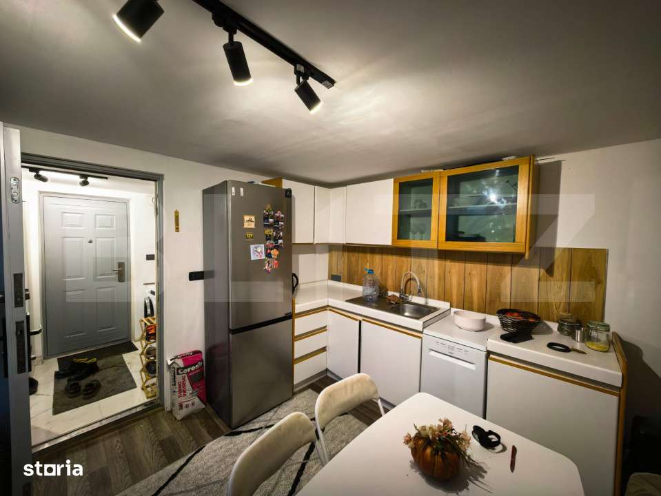 Casa de vara in Comuna Tomesti, sat Chicerea, 900mp teren imprejmuit - Imagine principală: 4/11