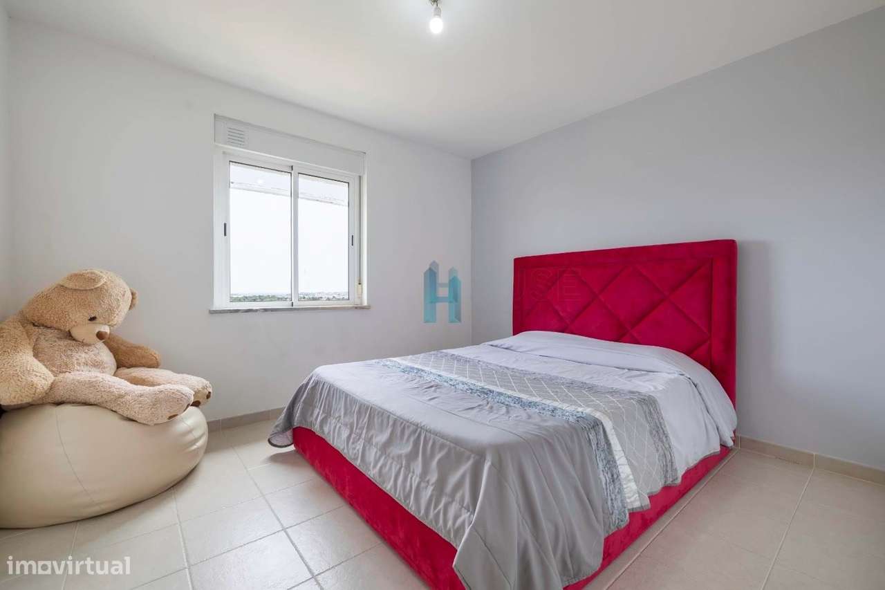 Apartamento T3 com arrecadação em Portimão-9