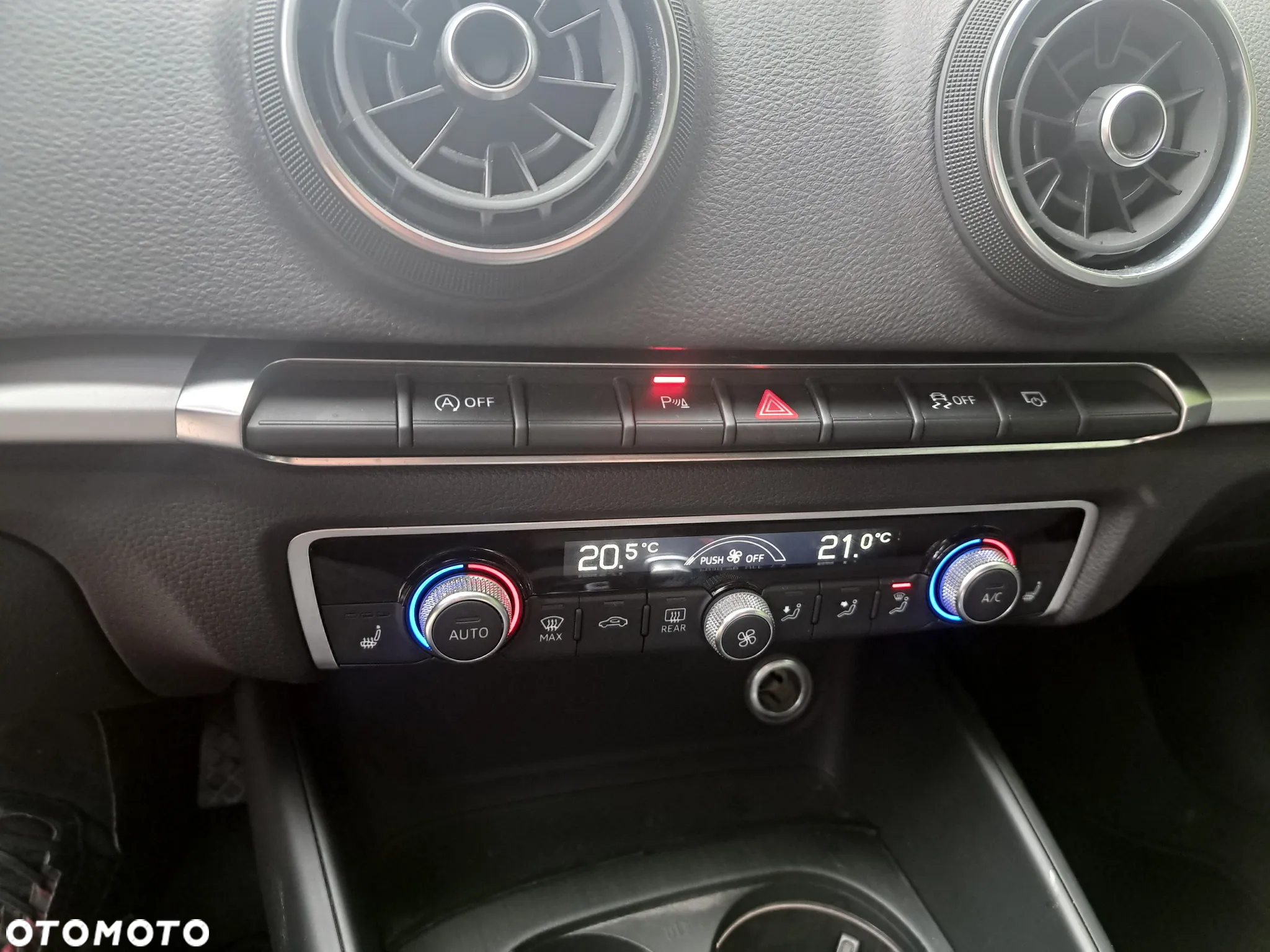 Audi A3 35 TFSI S tronic - 14