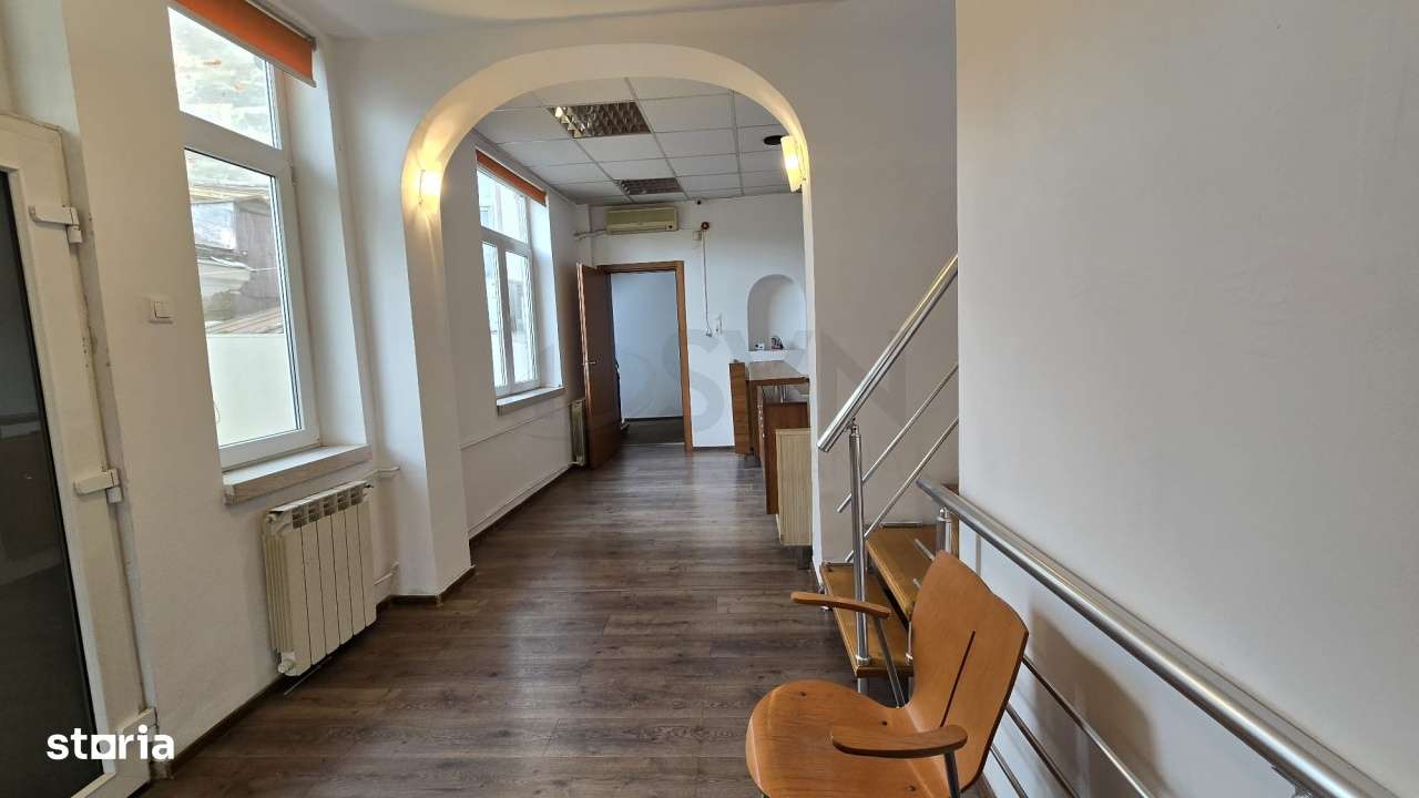 Vila de vanzare Mosilor - Imagine principală: 5/15