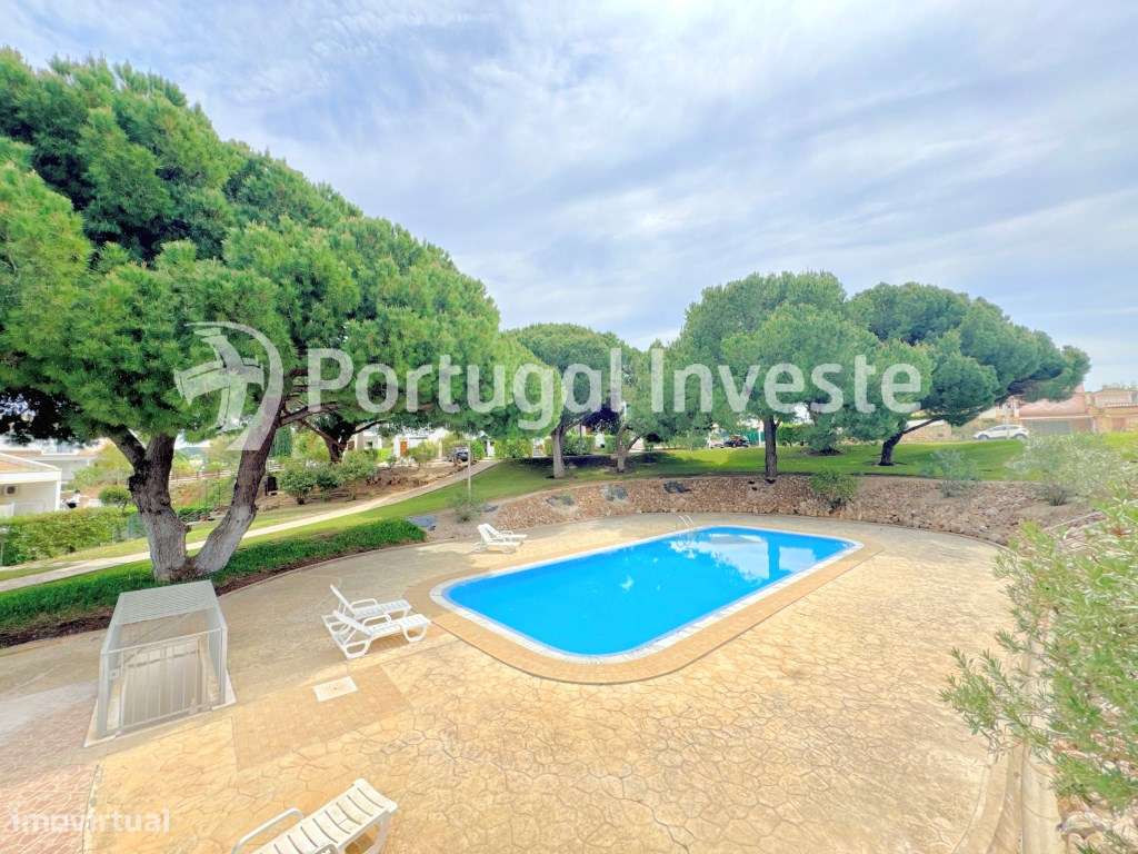 Moradia de Luxo com 3 Suites + T1 Independente em Condomínio com Pi...-31