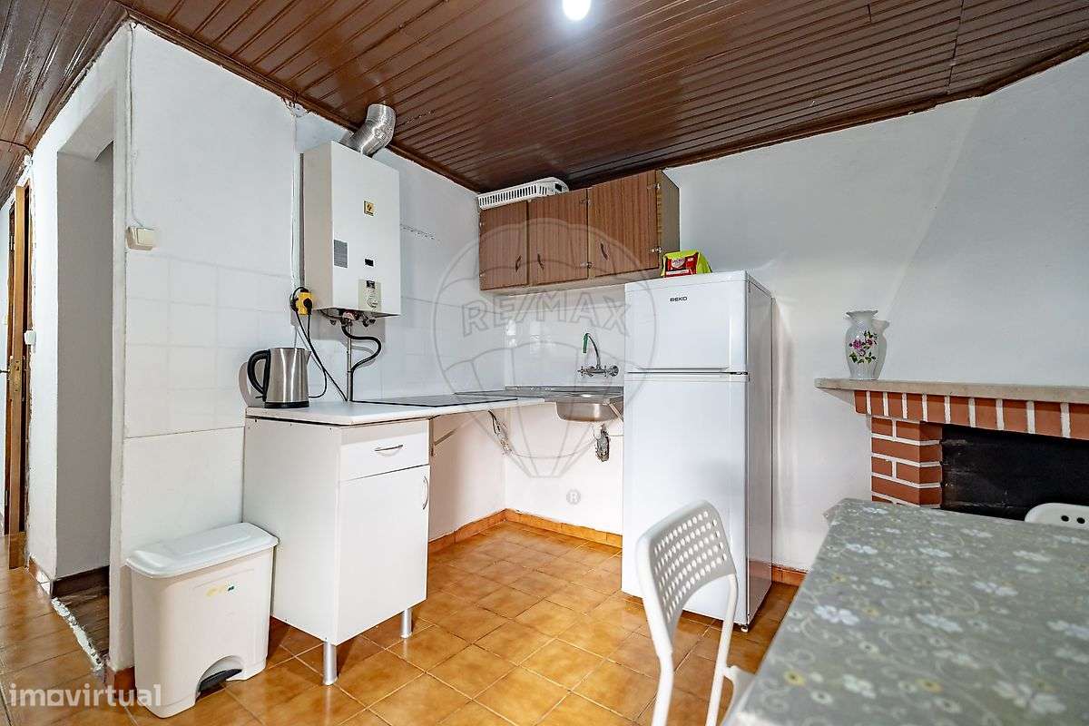 Moradia T1 para venda-7