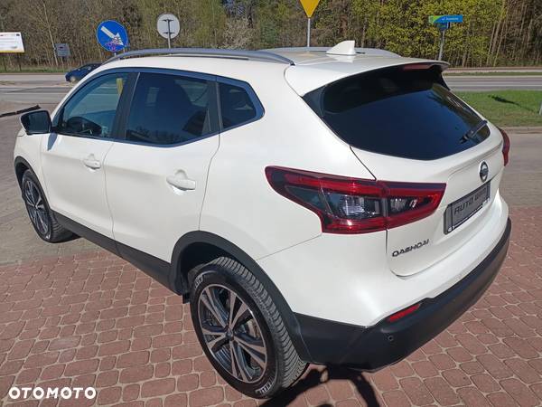 Nissan Qashqai 1.3 DIG-T N-Connecta EU6d - 6