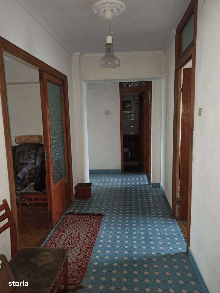 4 camere PITEȘTI , Decomandat , Amplasament DEOSEBIT, negociabil !-3