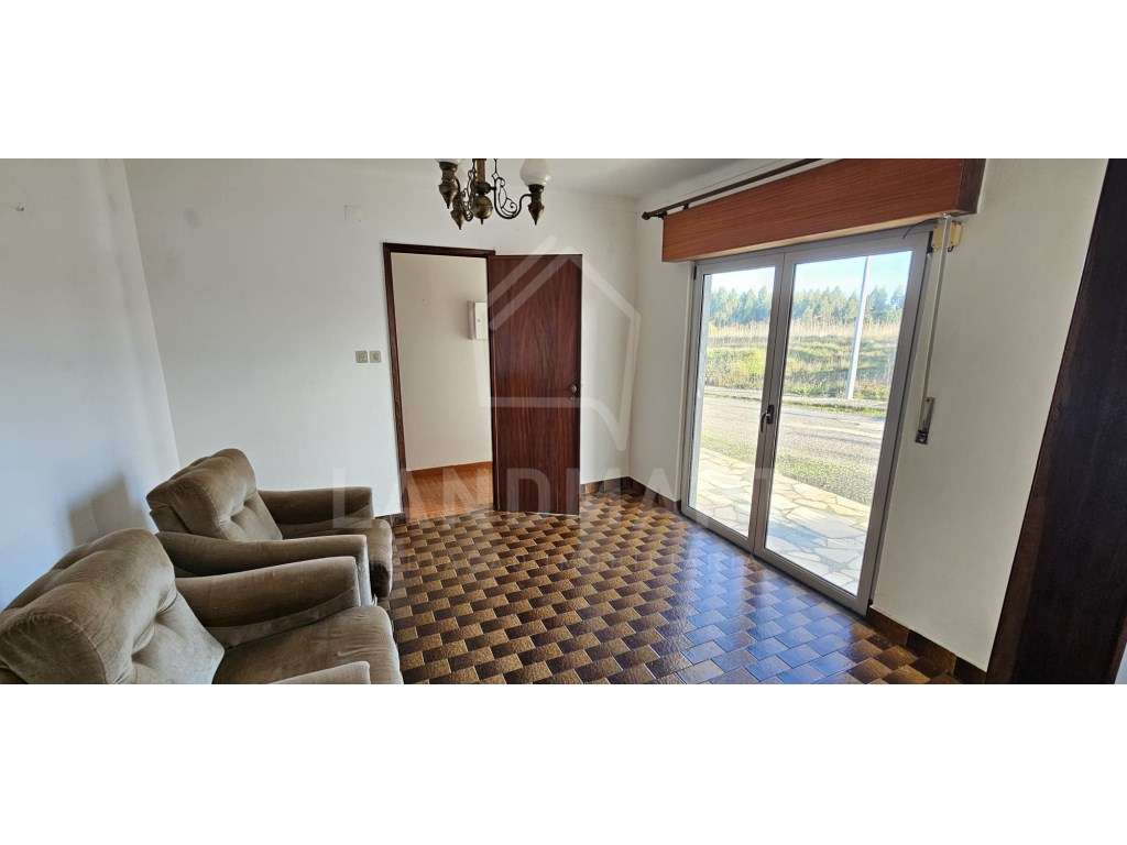 Moradia T2, Ribafria - Benedita - Grande imagem: 4/12