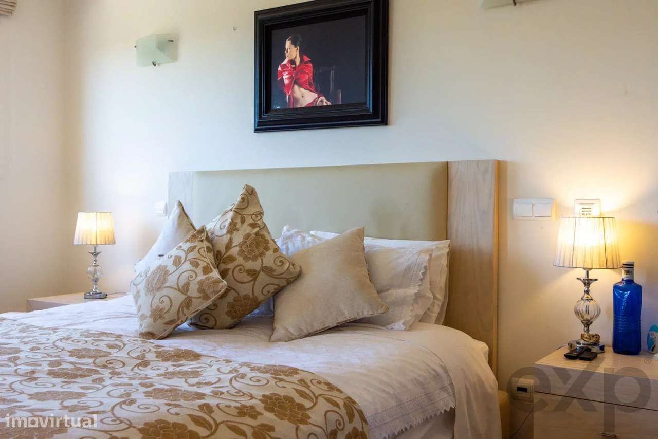 Moradia Familiar T3+1 com Piscina, Entre Lagos e Praia da Luz-22