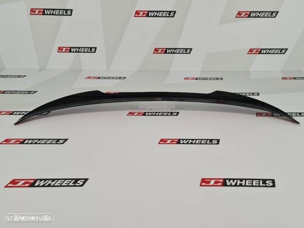 Spoiler Traseiro BMW F20/F21 Maxton - 3