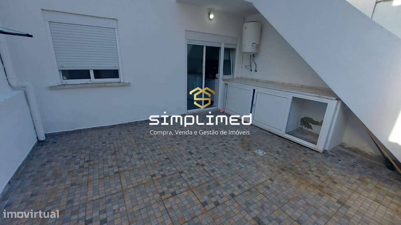 T1 com logradouro  situado na Baixa da Banheira - Grande imagem: 4/17