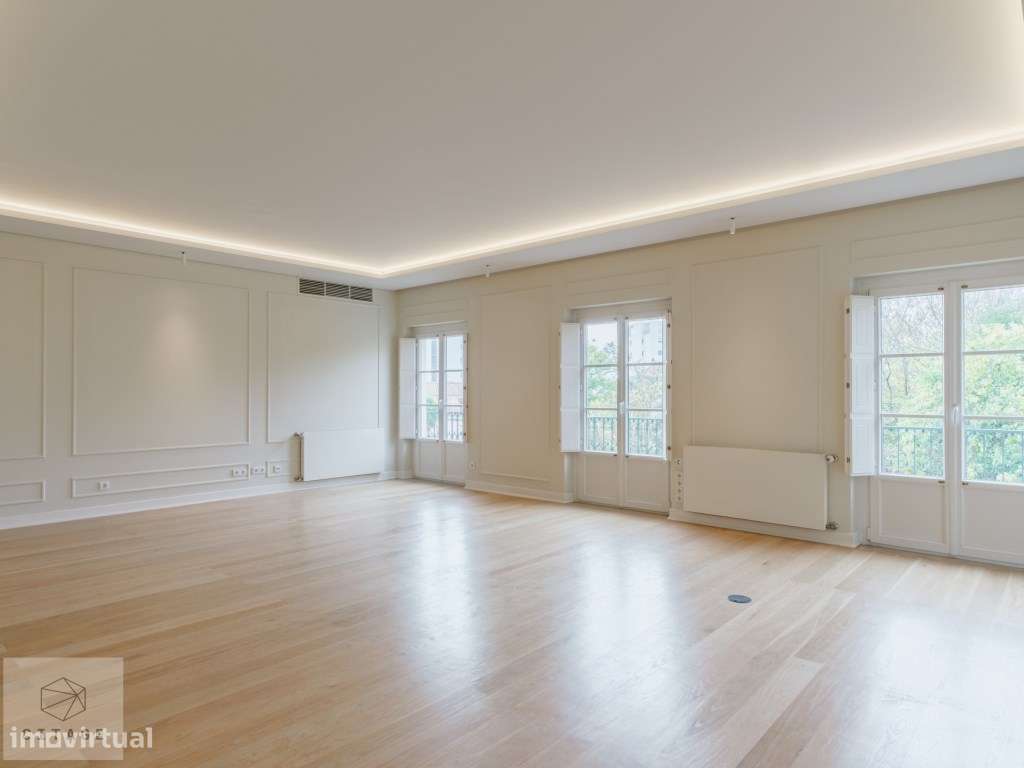 Apartamento T3 na Lapa com garagem - Grande imagem: 5/52