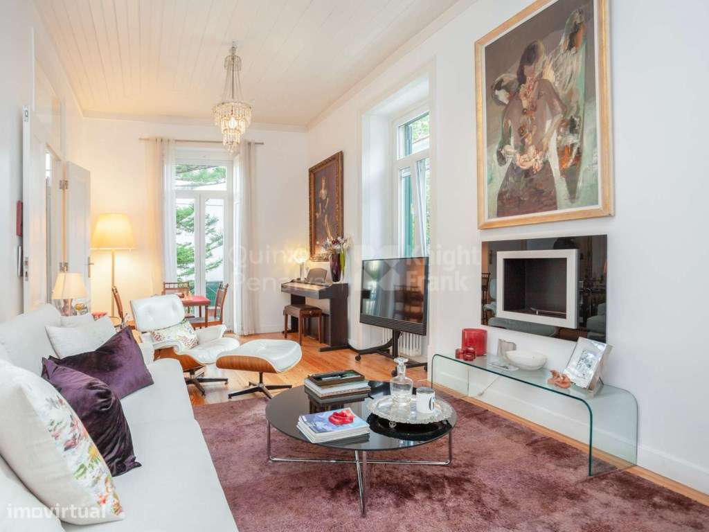 Moradia T5 com jardim e piscina para arrendamento no Estoril - Grande imagem: 5/27