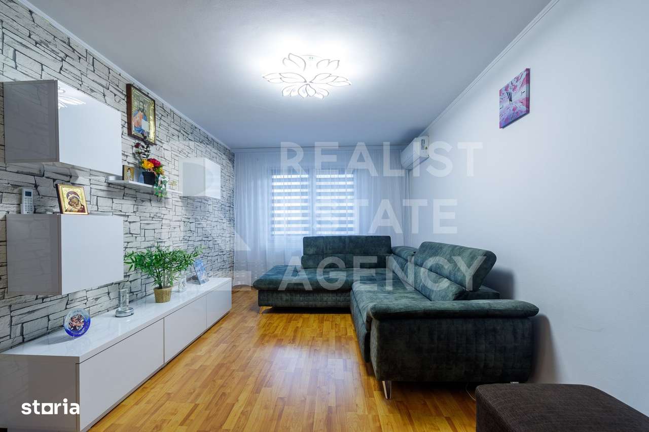 Vânzare, apartament, 3 camere, zona Uverturii - Imagine principală: 2/11