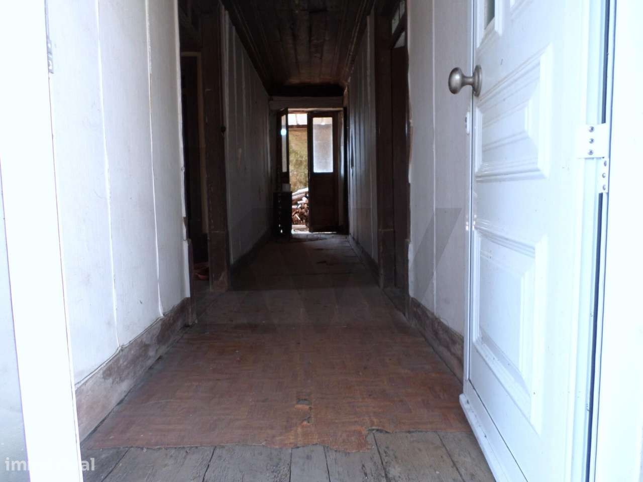 Moradia em Pedra para Recuperar | Potencial T3 com Cave Ampla - Grande imagem: 4/18