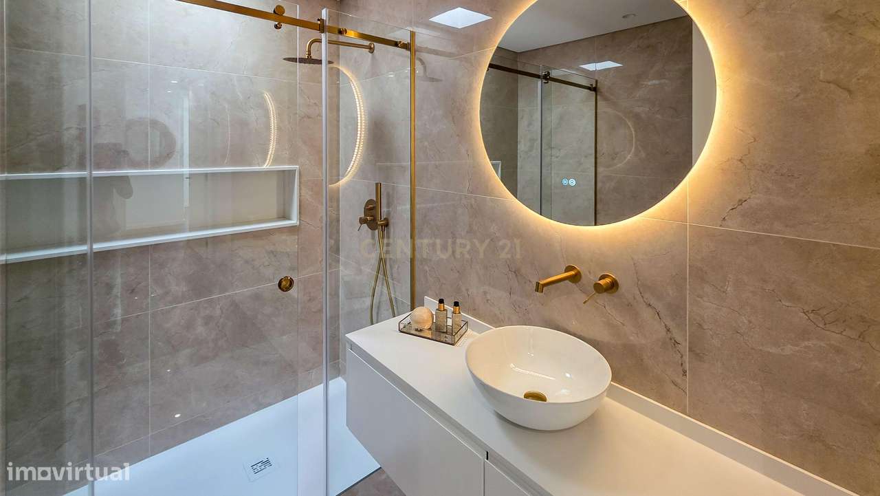 Moradia Contemporânea T4 com Piscina | Arquitetura Premium | Brufe, Vi-20