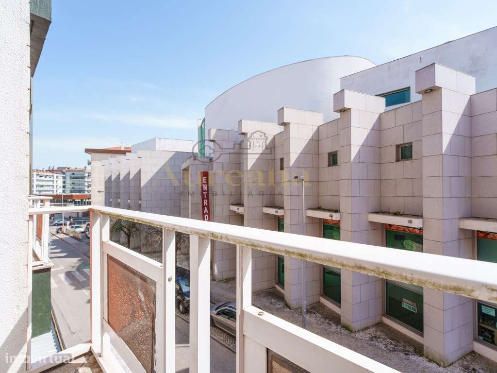Apartamento T3 com elevador - Centro de Fátima-31