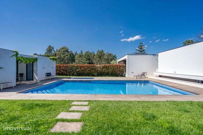 Moradia de Luxo para venda T4-35