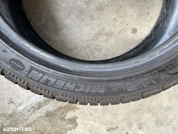 vând 4 anvelope 225/40/18 Michelin de iarnă ca noi - 6