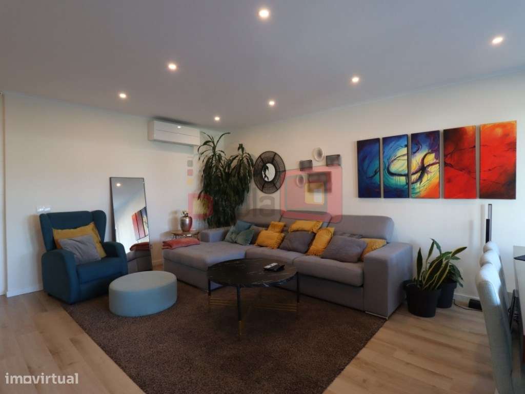 APARTAMENTO T3 COM GARAGEM BOX - MONTIJO-4