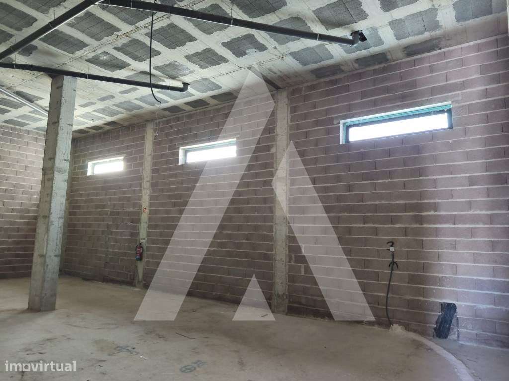 Loja nova, no centro da cidade de Aveiro. - Grande imagem: 4/10