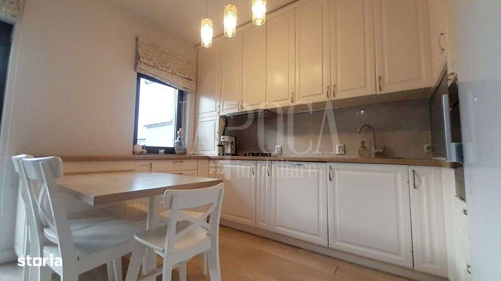 Casa 5 camere de vanzare in Floresti - Imagine principală: 5/8