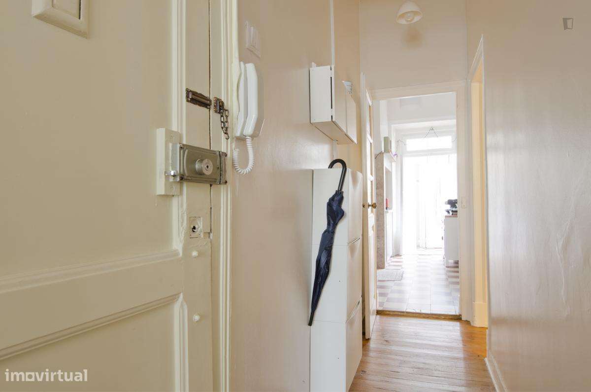 Quarto - localizado em Arroios Lisbon - Grande imagem: 4/7