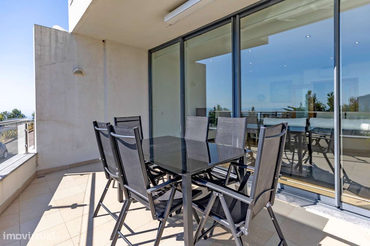 Moradia T3 piscina terraço vista mar e vila de Sesimbra-3