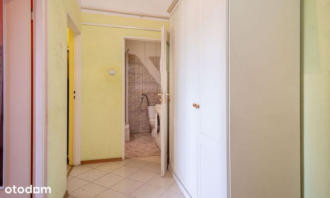 Duże i przestrzenne mieszkanie w Bochni-10