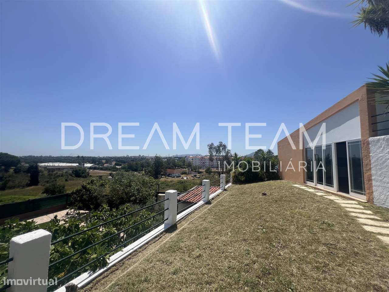 Moradia T4  com Piscina e Lote de 900 m² – Qta da Serralheira, Setúbal-35