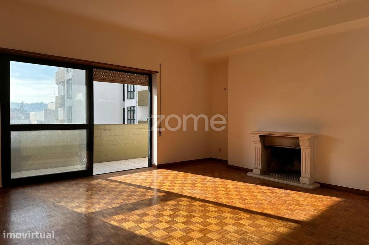 Apartamento T3 na Quinta da Estrela – Coimbra - Grande imagem: 1/36