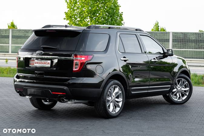 Ford Explorer - 18