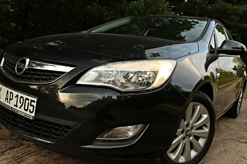 Opel Astra J (2009-2019) 1.4 Turbo 2011