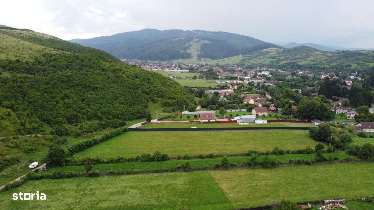 Teren de vânzare Târlungeni – Liniște, Natură și Priveliște !-1