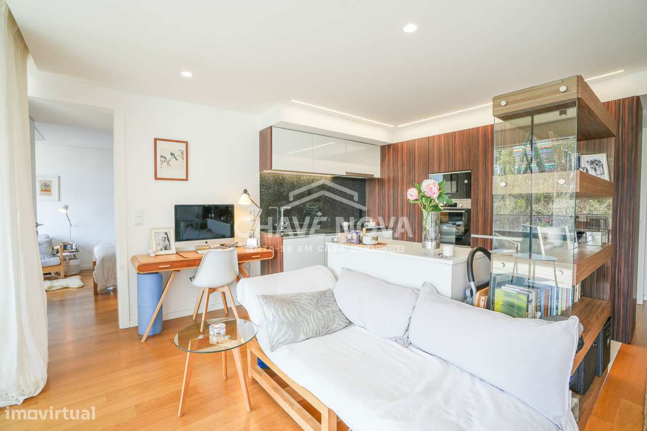 Apartamento T1 Como Novo c/ Lugar Garagem em Mafamude(El Corte Inglés) - Grande imagem: 2/20