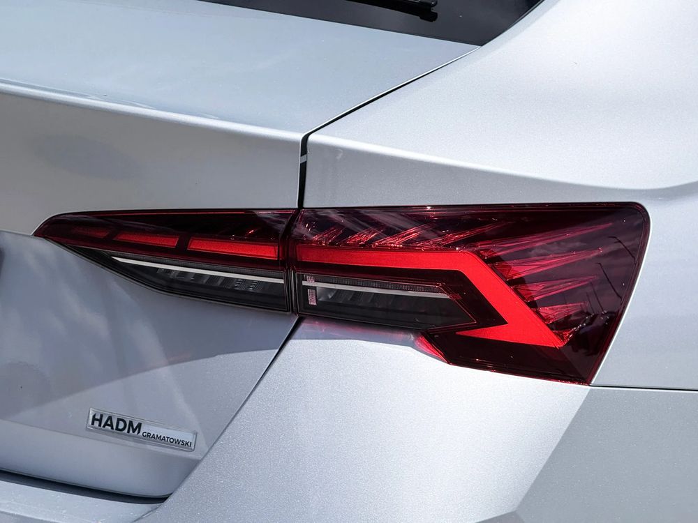 Skoda Octavia 1.5 TSI MHEV Selection DSG 2024 — zdjęcie 6