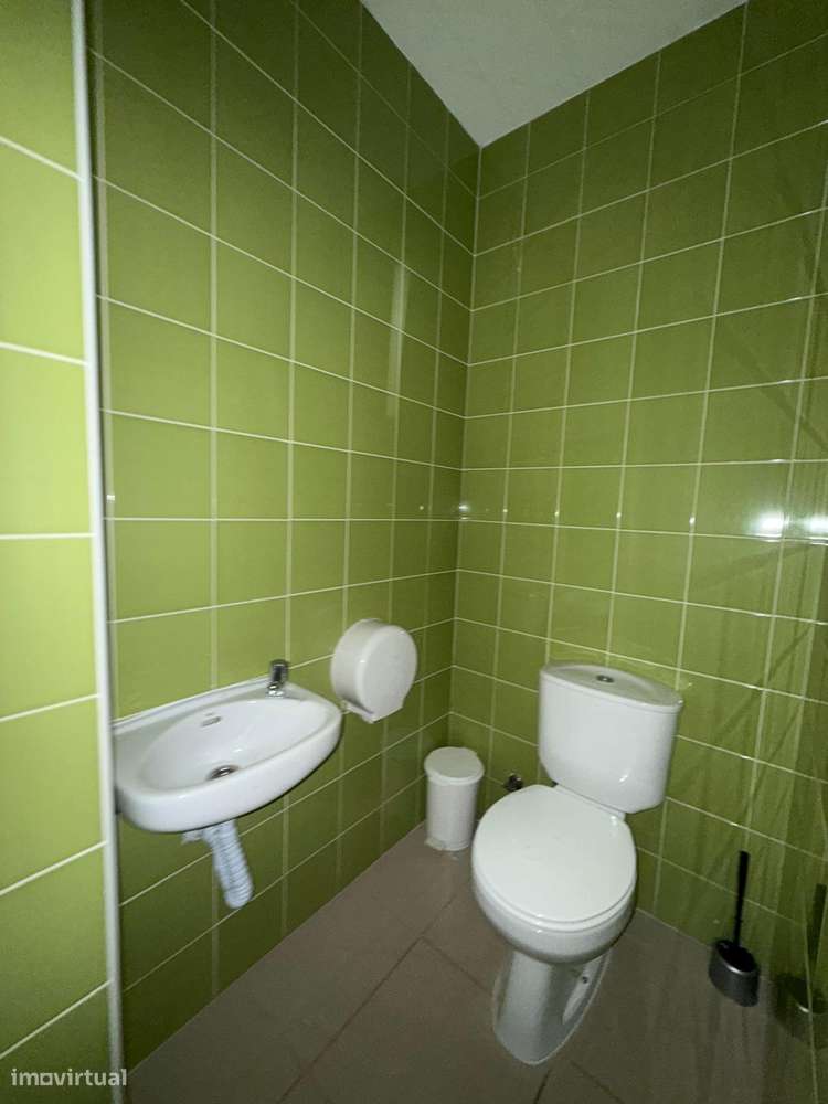 Estabelecimento comercial em Esmoriz-29