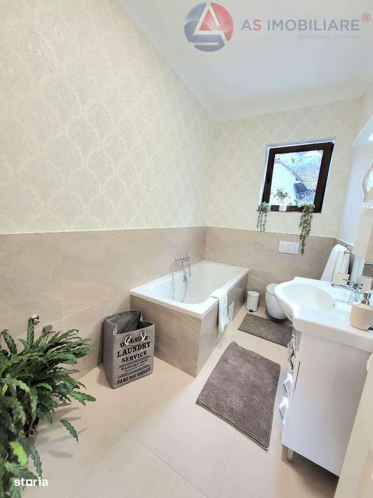 Oportunitate investitionala Casa cu 2 apartamente in Scheii Brasovului-13