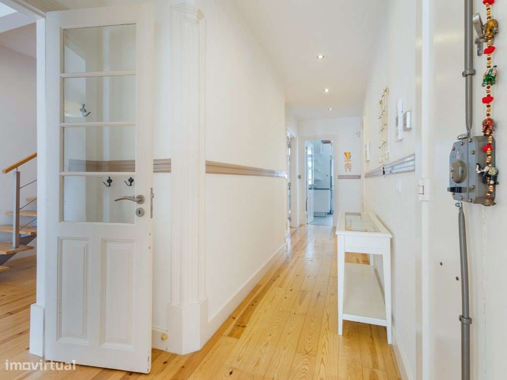 Apartamento T3 duplex junto à Praça de Espanha, Lisboa-25