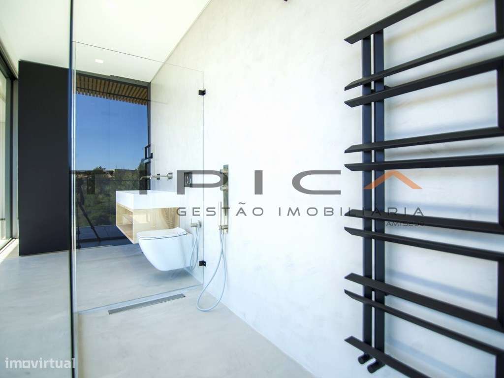 Moradia LUXO Condomínio Privado-38