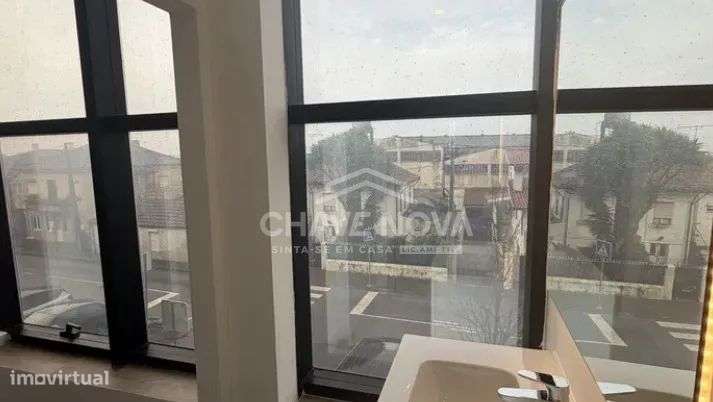 T1 Renovado em Santa Maria de Lamas - Grande imagem: 2/9