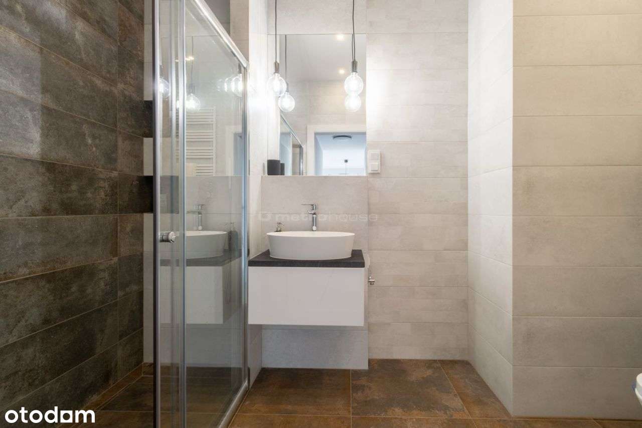 Panorama Katowic Apart.62,49m2 z dużą loggią.-14