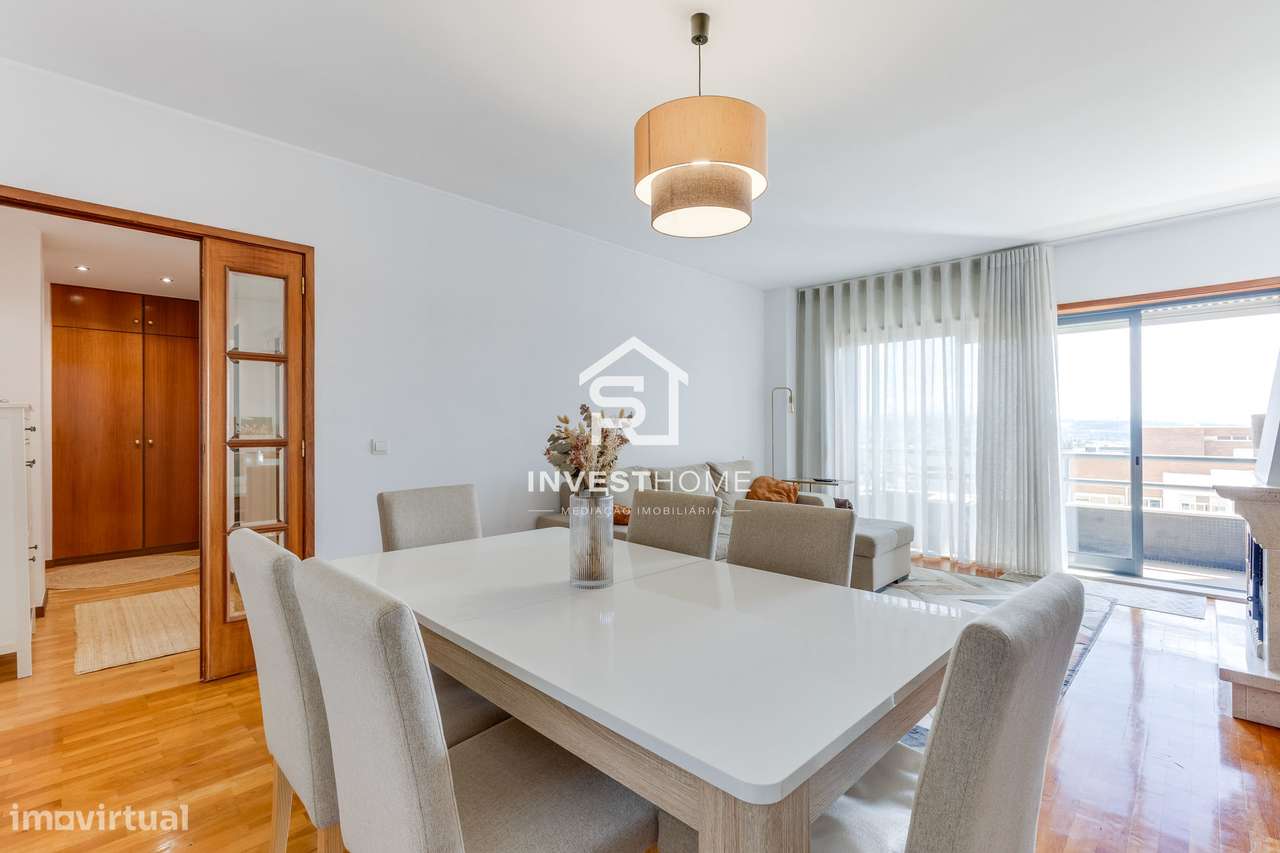 Apartamento T2 | Boas áreas | Varanda | 2 Lugares Garagem-8