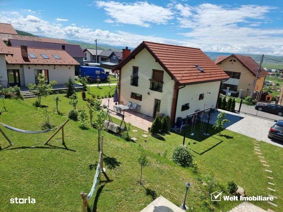 De vanzare doua case, teren 1000 mp, Sannicoara - Imagine principală: 4/19