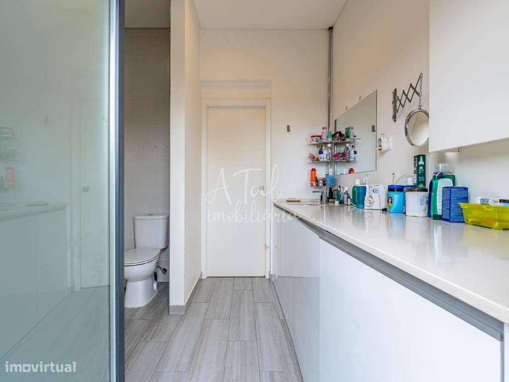 Moradia V2 Térrea a 10 minutos da Praia-13