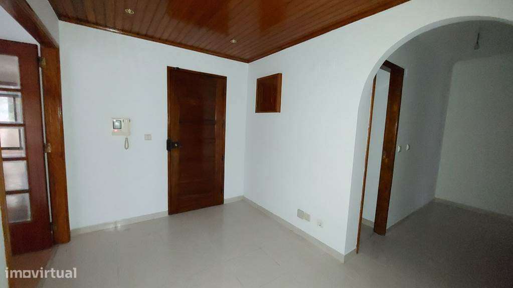 Apartamento T2 em Algueirão Mem-Martins - Grande imagem: 5/15