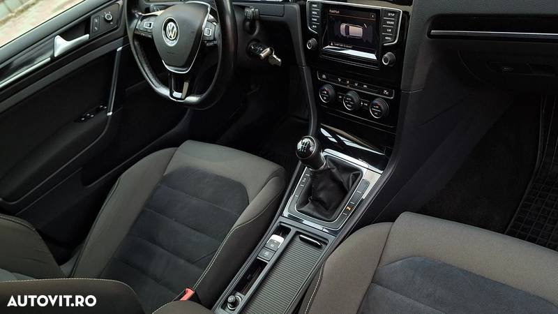 Volkswagen Golf 2.0 BlueTDI Comfortline - 6