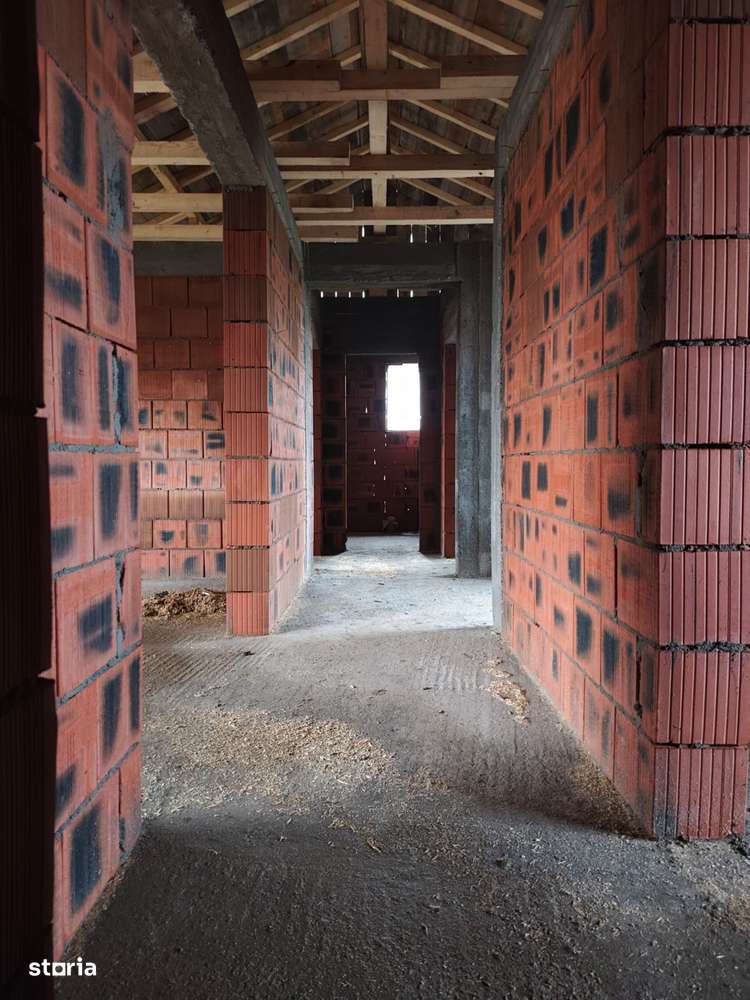 FARA COMISIOANE casa 4 camere 2 bai 400mp regim P+pod terasa la cheie-15