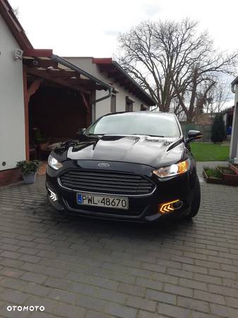 Ford Fusion 2.0 EcoBoost Titanium - 10